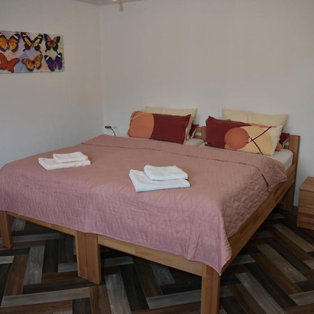 Ferienwohnung Am Steigerwaldrand Sugenheim Kültér fotó
